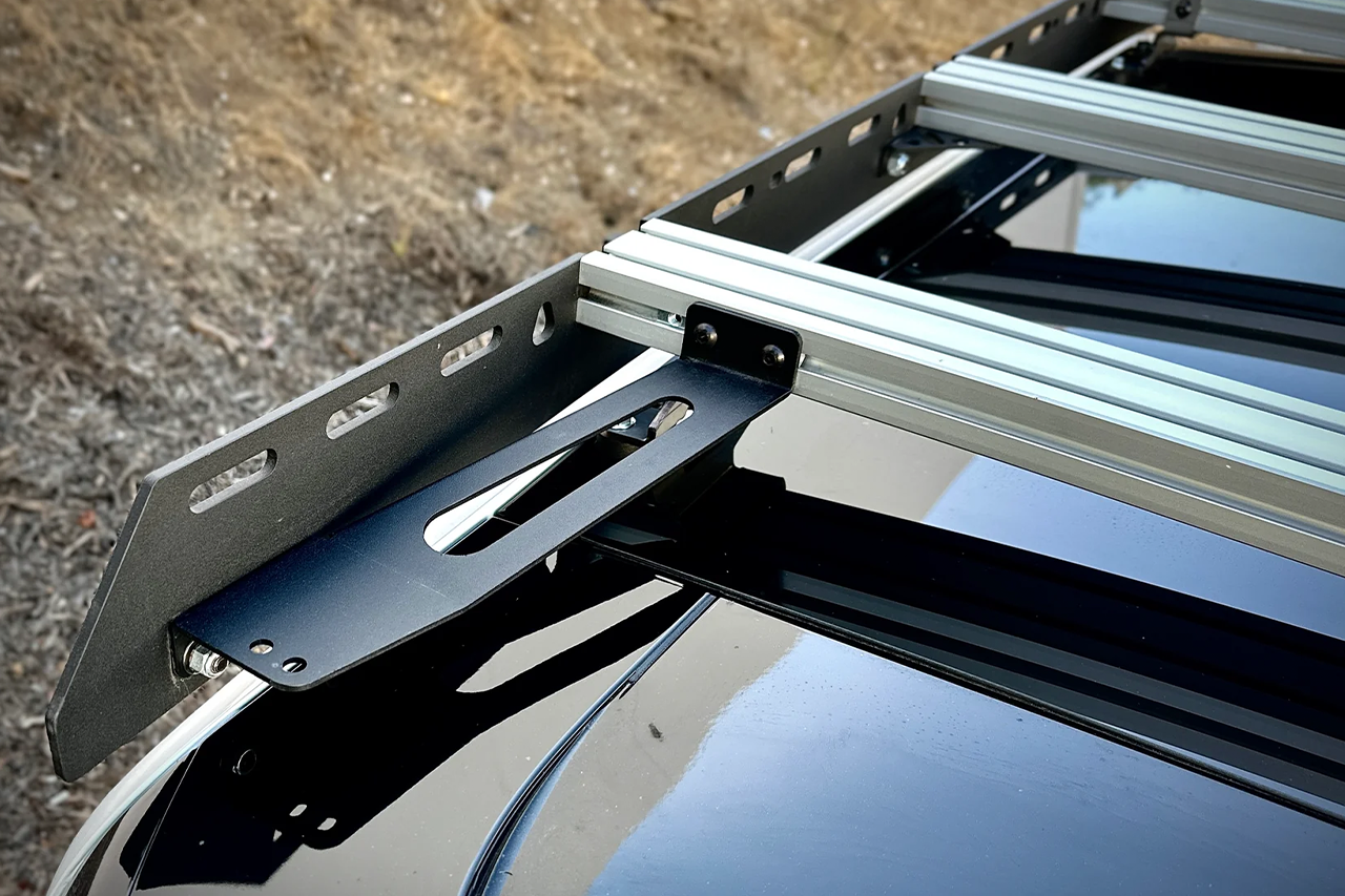 Laguna Aluminum Crossbar Roof Rack for Rivian R1T by Range Industries