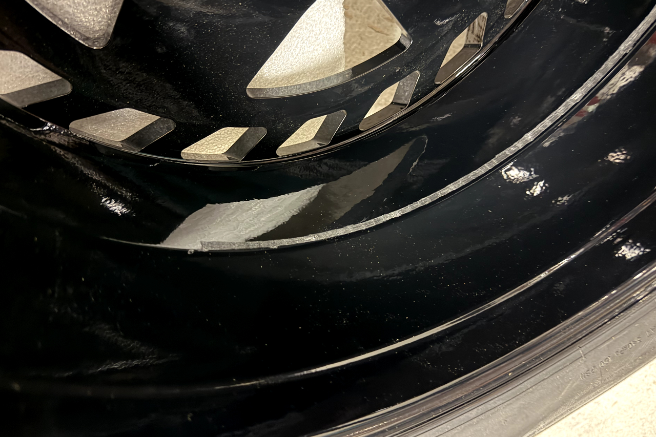 Special Savings! R500 Directional Aero 20" Precision Forged Wheel & Tire Package for Rivian R1T / R1S