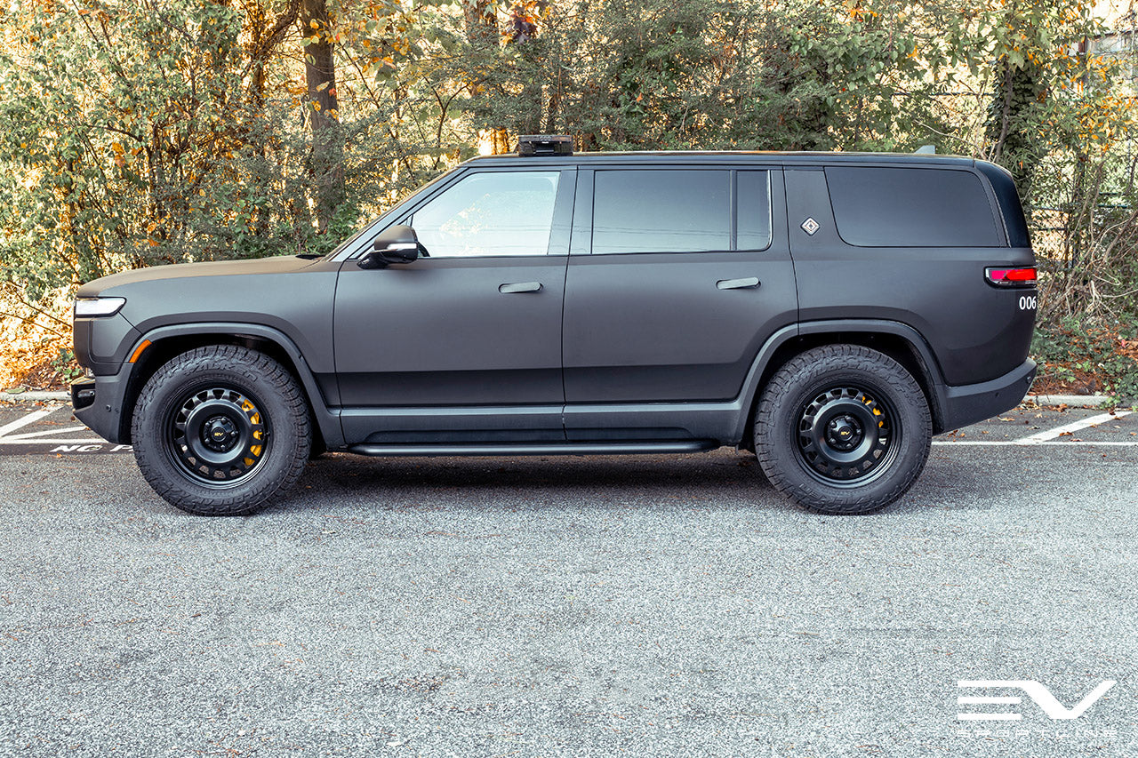 Team 1EV RMaxx Lightweight Aluminum Running Board Side Steps for Rivian R1T / R1S