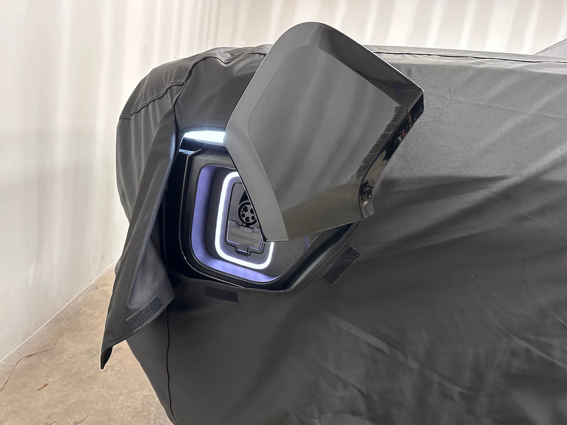 Premium Fitted BlackMaxx Car Cover, Indoor / Outdoor for Rivian R1T Trucks