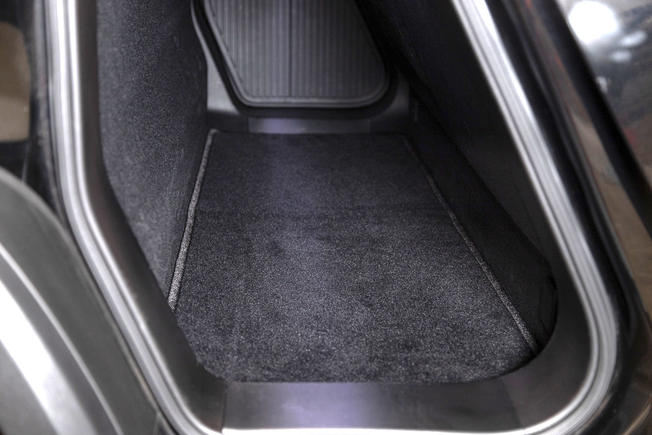 Team 1EV Precision Fitment Carpet Floor / Bed / Frunk Mats for Rivian R1T