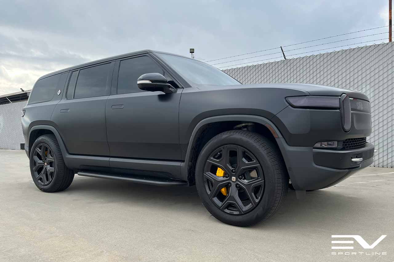 Xpel Stealth Midnight Rivian R1T with Triple Square Rock Sliders