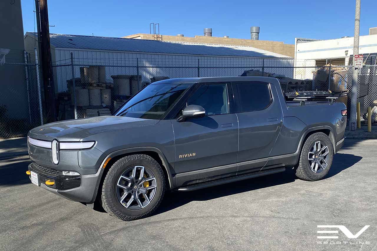 El Cap Granite Rivian R1T with Triple Square Running Boards