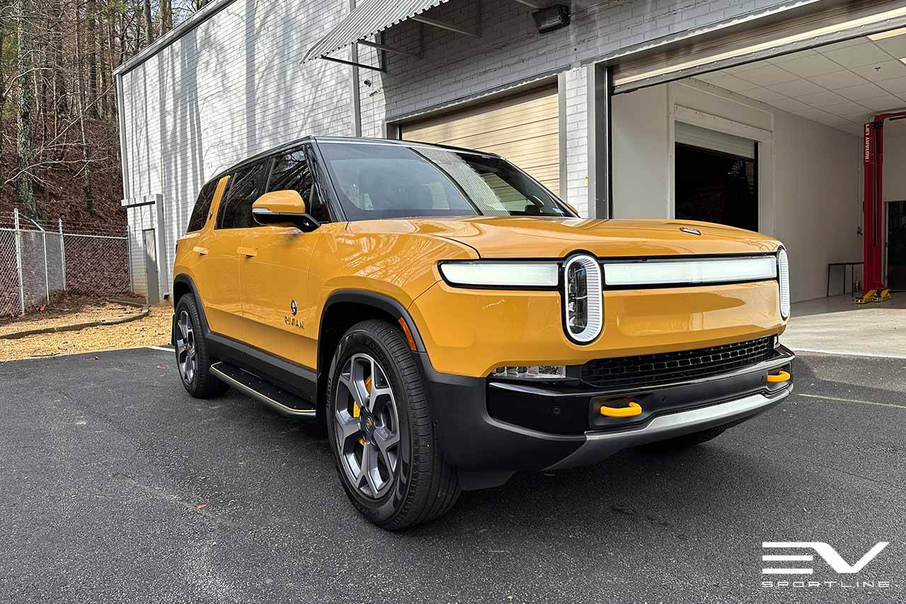 Compas Yellow Rivian R1S with Yellow Trim Triple Square Running Boards