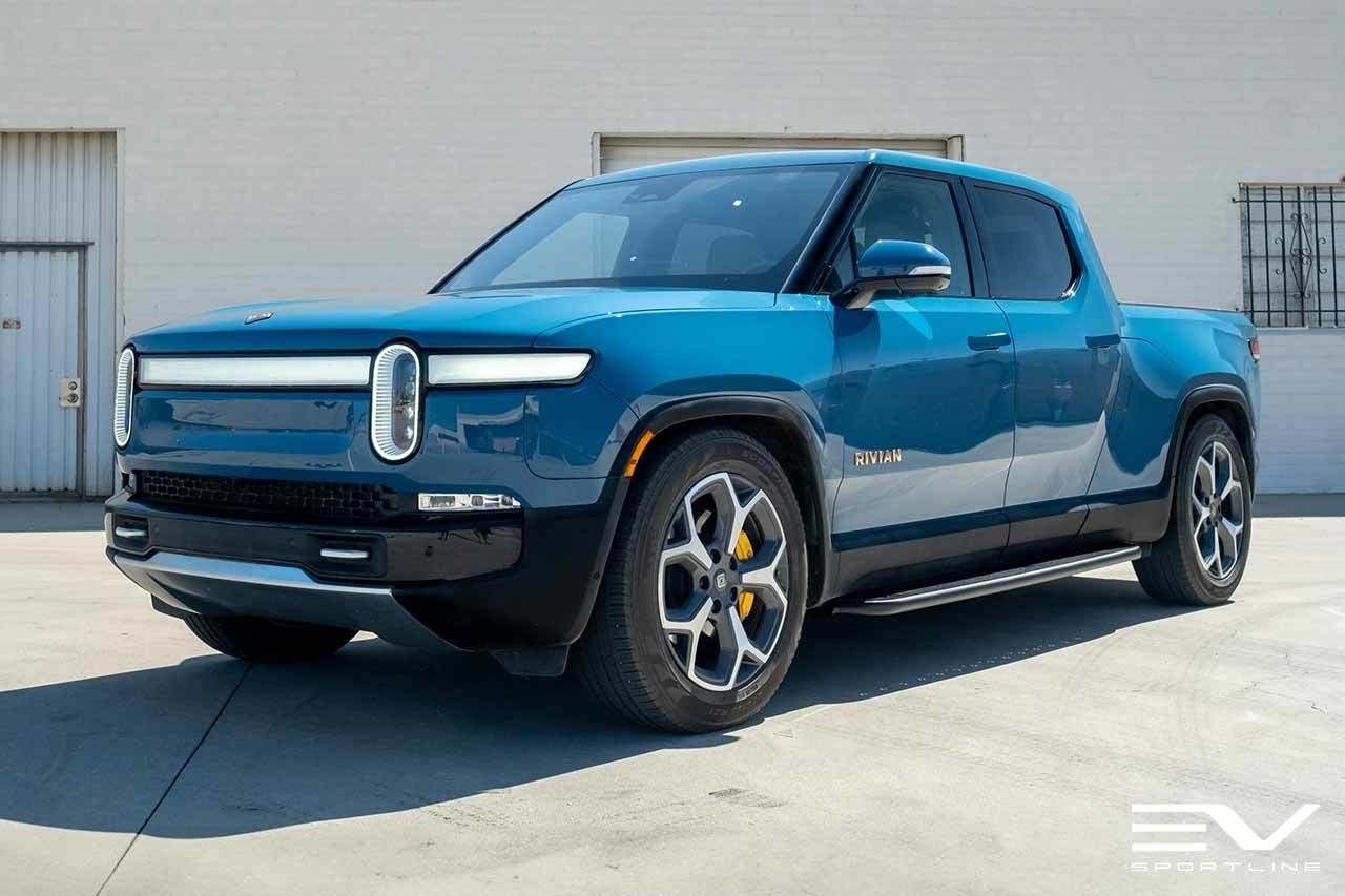 Rivian Blue Rivian R1T with Triple Square Thread Running Boards