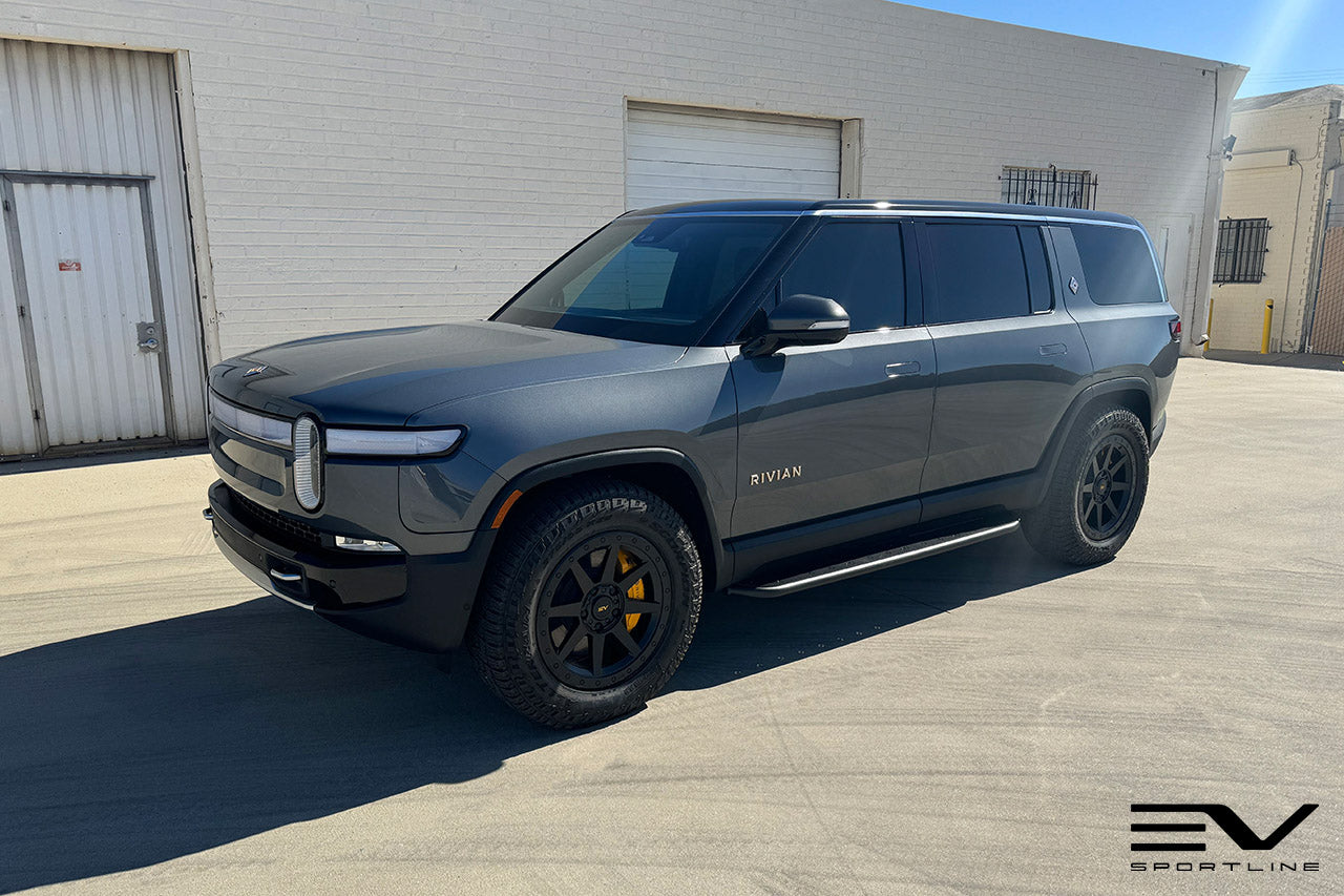 El Cap Granite Rivian R1T with Triple Square Running Boards