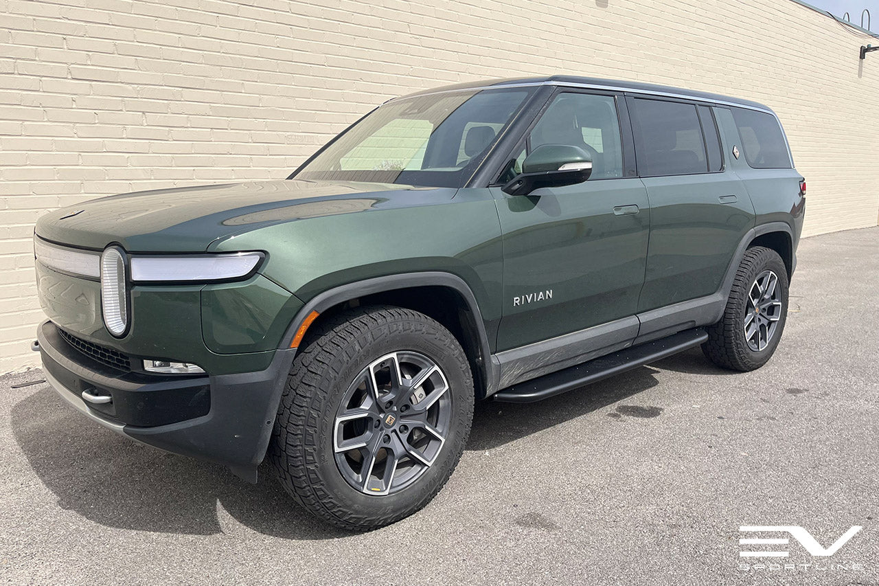 Forest Green Rivian R1S with Triple Square Running Boards