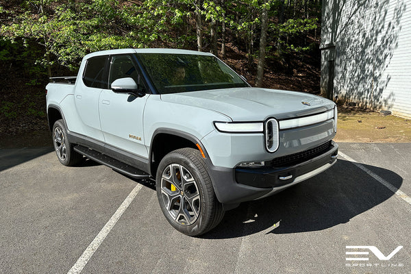 Limestone Rivian R1T with Triple Slot Thread Running Boards - EV ...