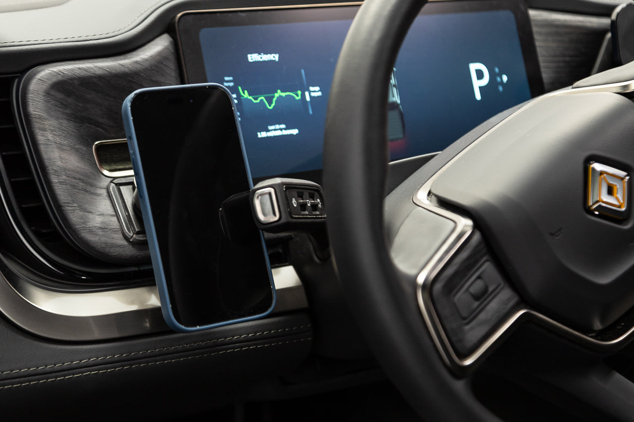 Adjustable MagSafe Phone Mount & Wireless Vehicle Charger