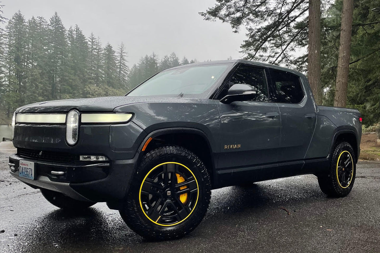 Rivian R1T / R1S Wheel Rim Protector - AlloyGator Curb Rash Protection ...