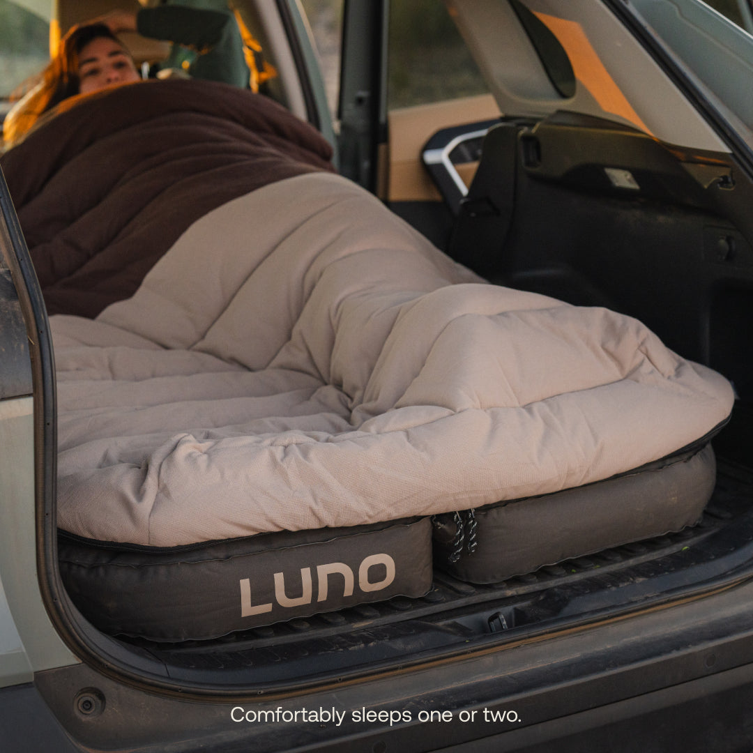 Luno Fitted Sleeping Bag Comforter for Vehicle Camping