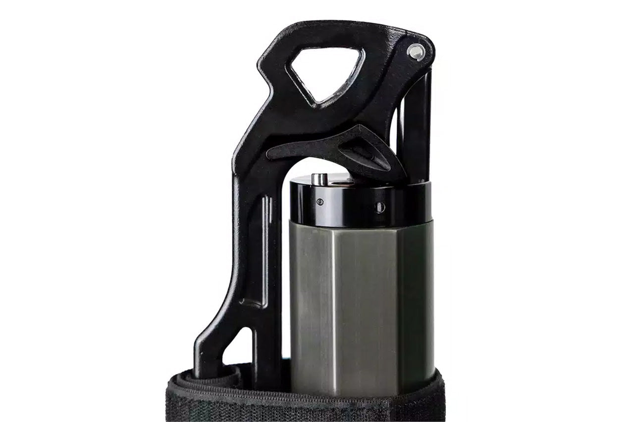 Tesla Cybertruck Hydraulic Hi-Lift Recovery Jack