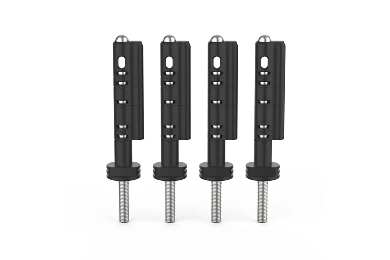 Quick-Release 17mm / 40mm Universal Mounting Pins for Maxtrax Recovery Boards