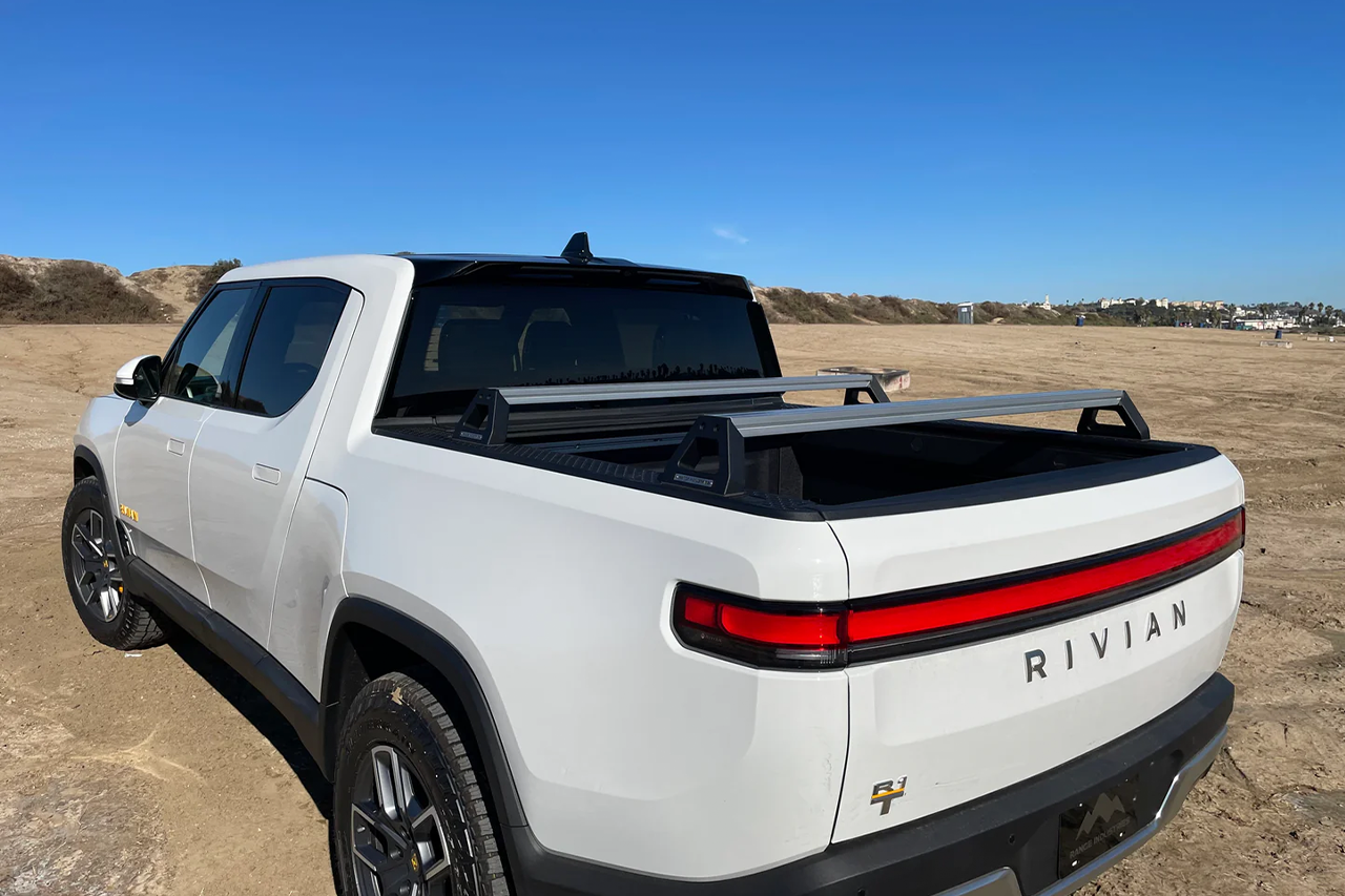 Badwater Low Profile Aluminum Crossbar Bed Rack for Rivian R1T by Range Industries