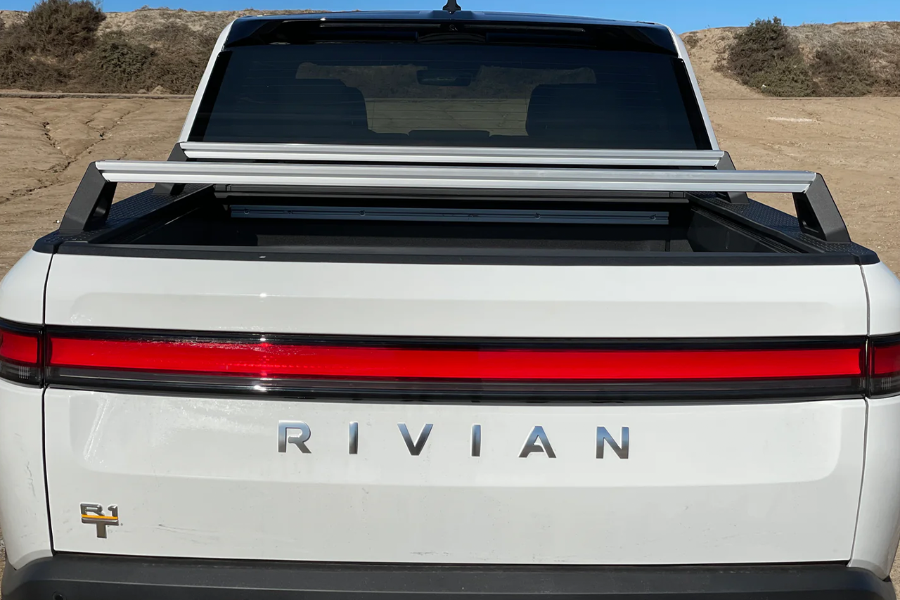 Badwater Low Profile Aluminum Crossbar Bed Rack for Rivian R1T by Range Industries