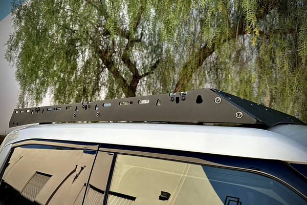 Laguna Aluminum Crossbar Roof Rack for Rivian R1T by Range Industries ...