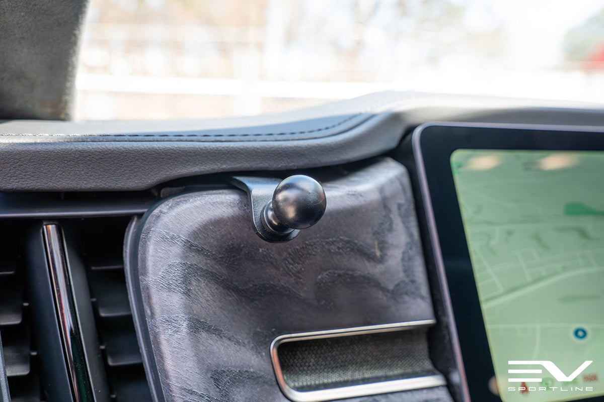 Rivian R1T / R1S Dashboard Phone Mount with MagSafe Charger &amp; Plug-and-Play Hardwire Kit