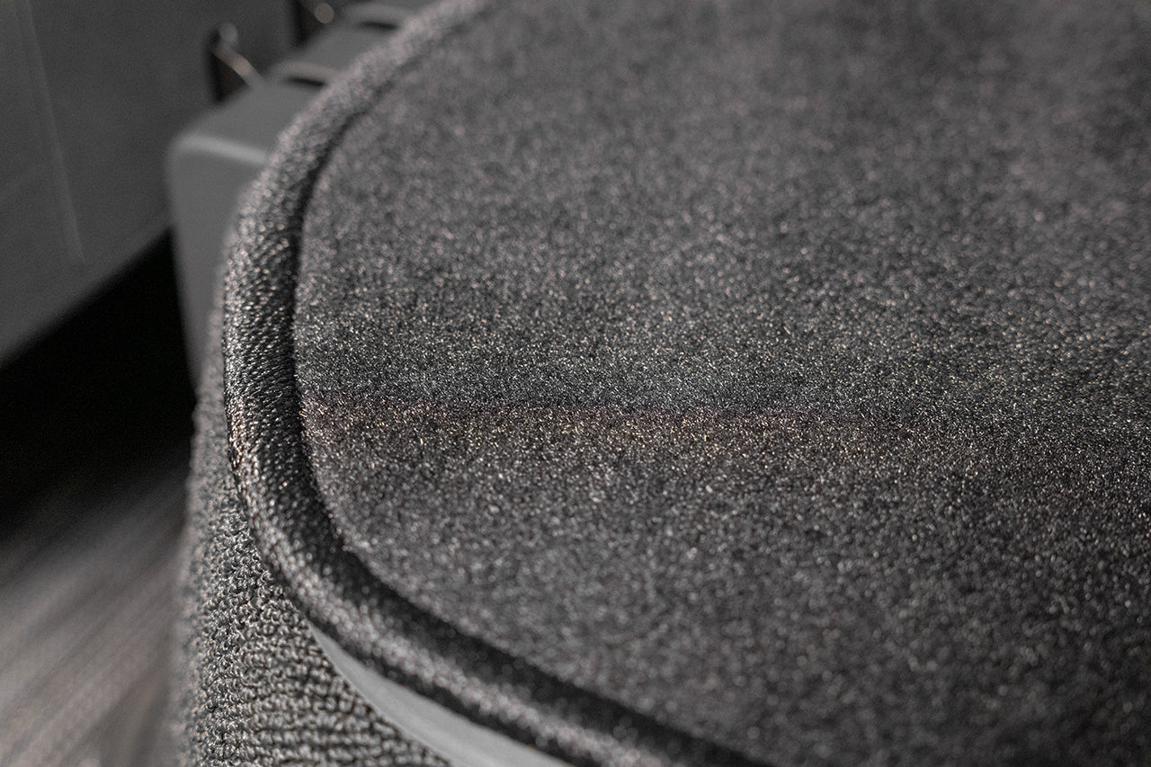 No-Slip Black Carpet Mat for Rivian R1T Pet Deck