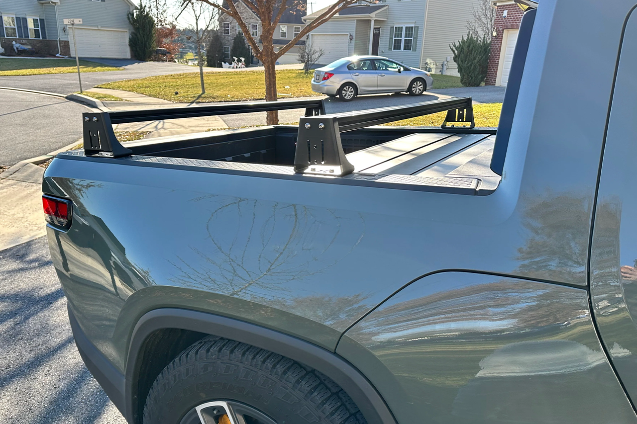 Low Profile Black Aluminum Crossbar Bed Rack for Rivian R1T by BillieBars