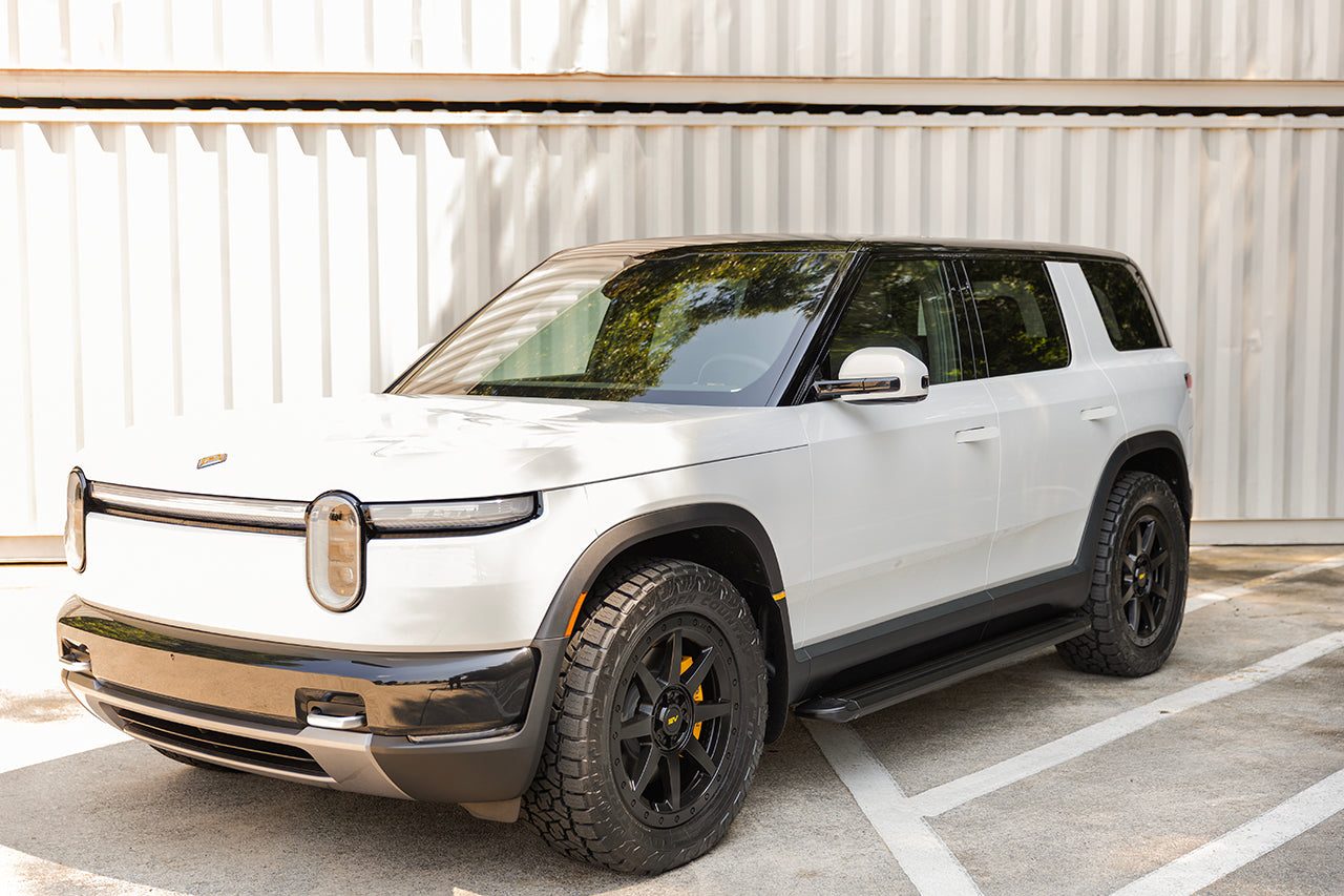 Team 1EV RMaxx Lightweight Aluminum Running Board Side Steps for Rivian R2