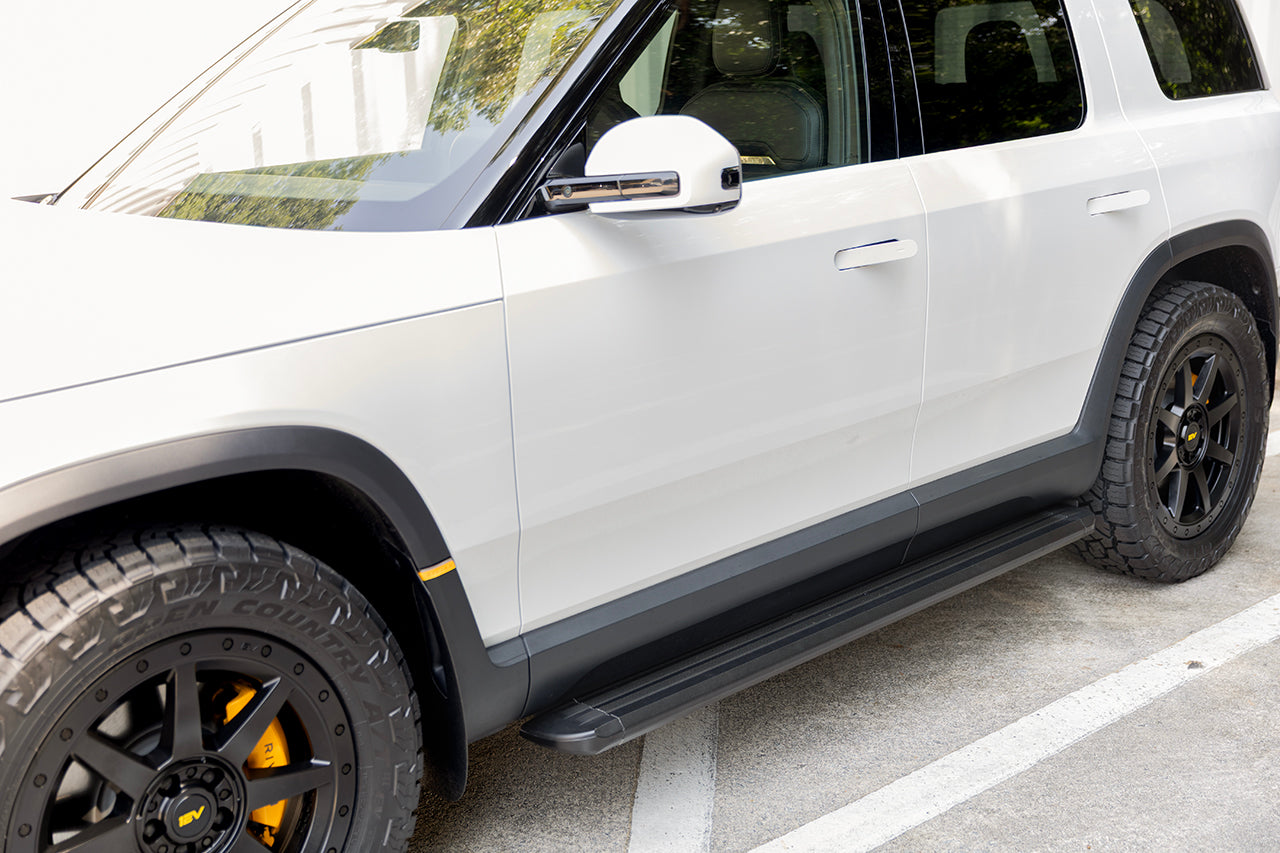 Team 1EV RMaxx Lightweight Aluminum Running Board Side Steps for Rivian R2