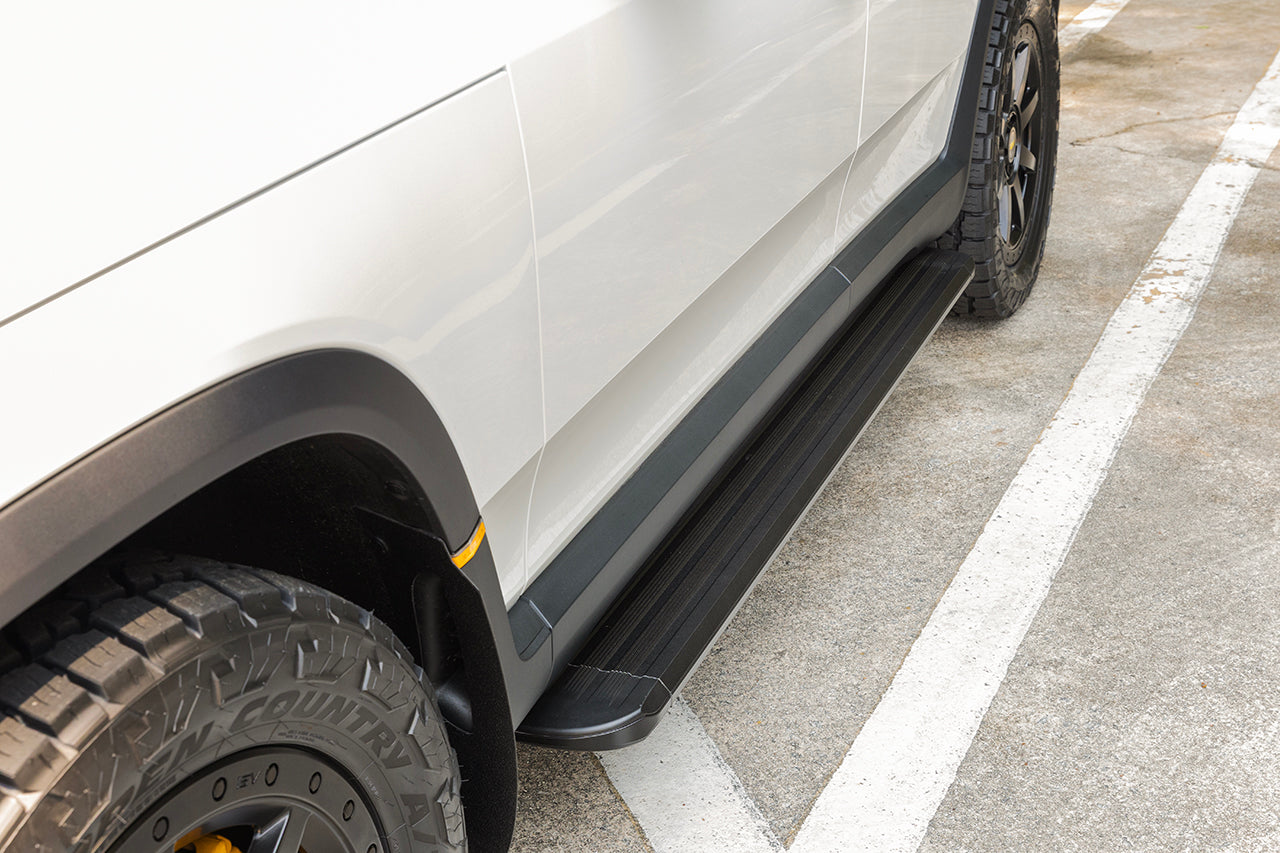 Team 1EV RMaxx Lightweight Aluminum Running Board Side Steps for Rivian R2