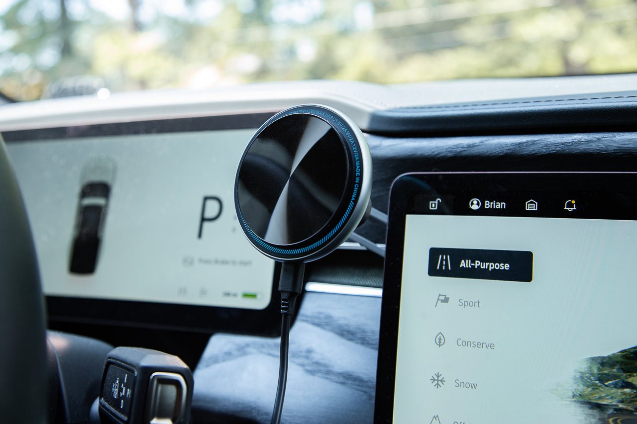 Adjustable MagSafe Phone Mount & Wireless Vehicle Charger