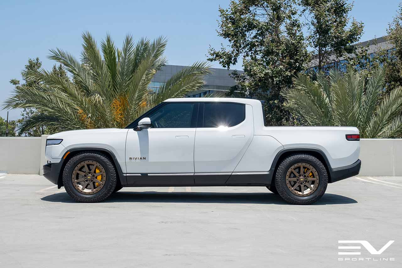 Team 1EV R800 Compass 8 Spoke 20" Flow Forged Wheel & Tire Package for Rivian R1T / R1S