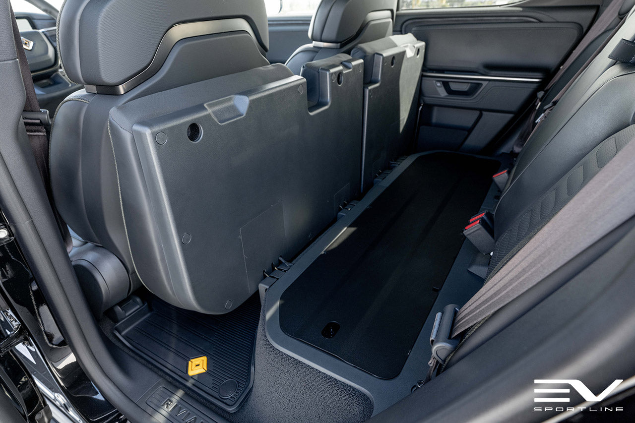 midnight-rivian-r1t-rear-cargo-cargo-over-dog-pet-deck-wm-1.jpg