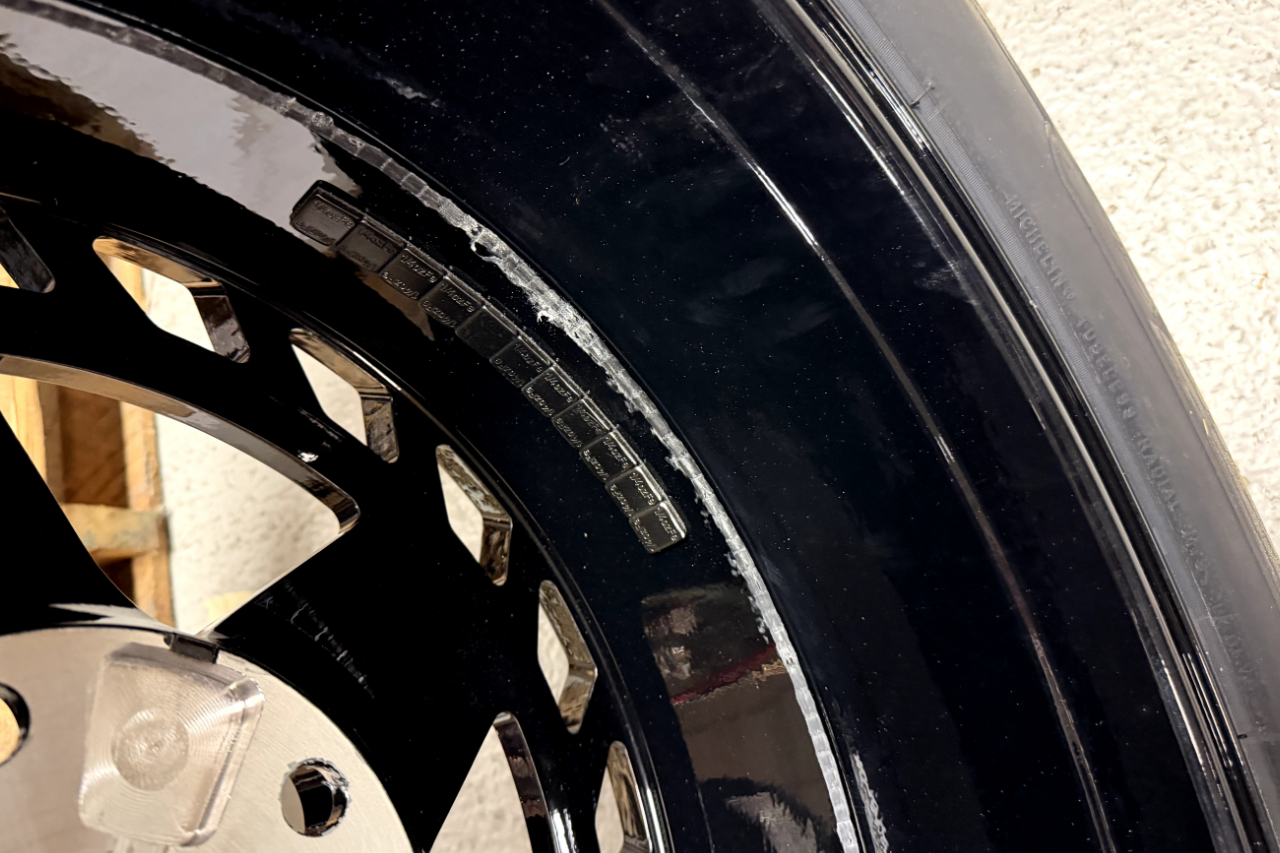 Special Savings! R500 Directional Aero 20" Precision Forged Wheel & Tire Package for Rivian R1T / R1S