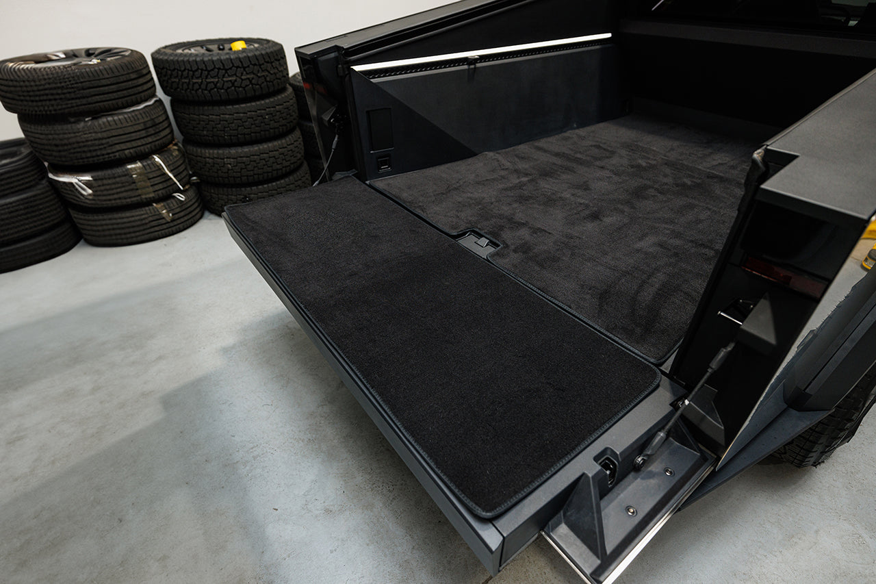 Tesla Cybertruck Carpet Bed Lining & Tailgate Cover Mats
