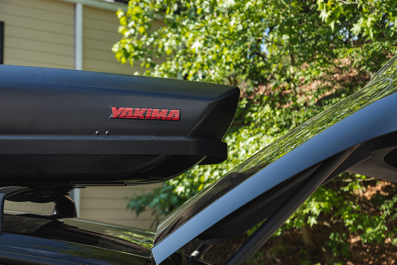 Yakima skybox carbonite online cargo box