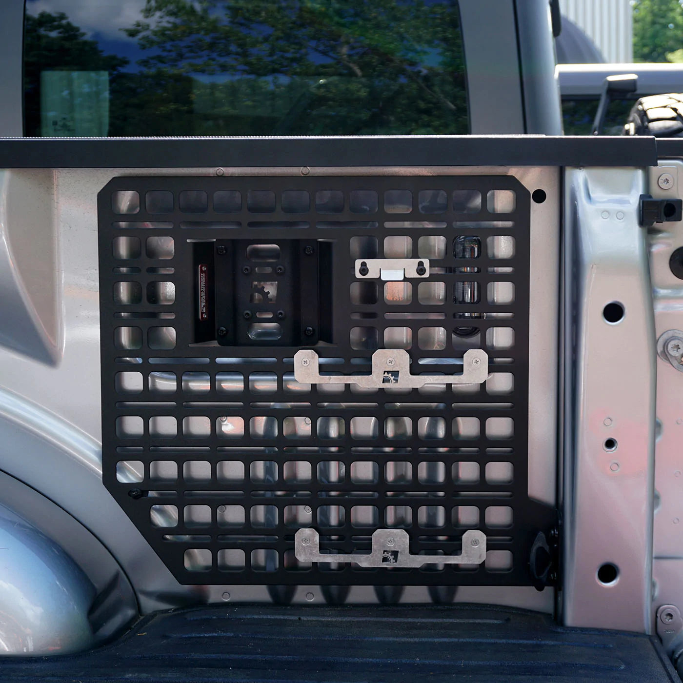 Milwaukee Tools Packout Case Tote System Mounting Brackets for BuiltRight Bedside MOLLE Panel