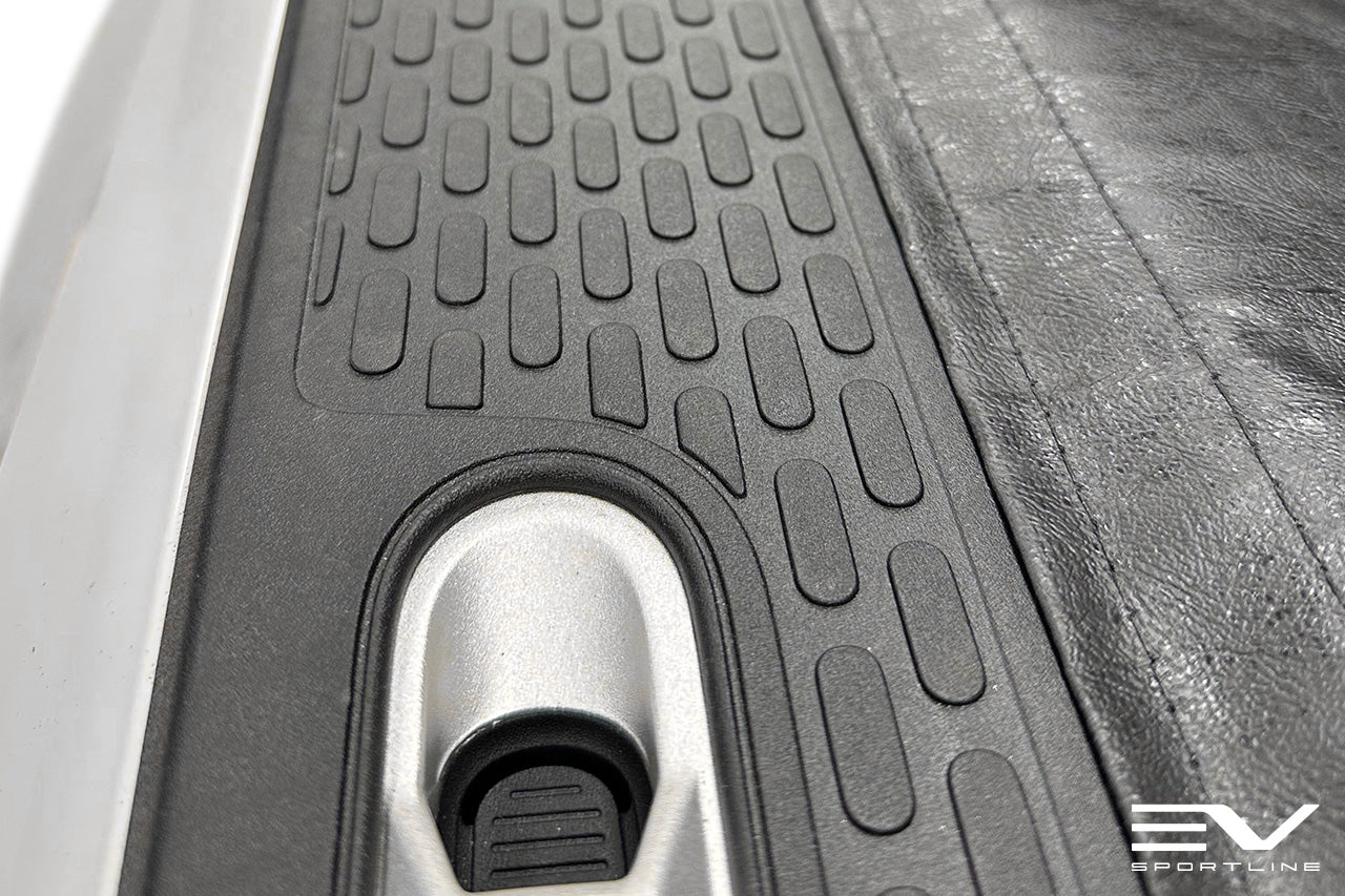 RMaxx Self-Tensioning Soft Tonneau Roll-up Bed Cover for Rivian R1T