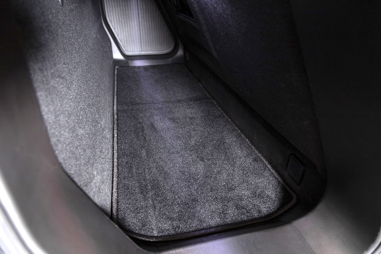 Team 1EV Precision Fitment Carpet Floor / Bed / Frunk Mats for Rivian R1T