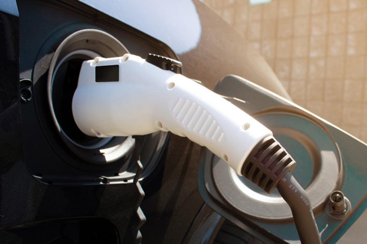 Universal Schumacher Electric Vehicle Mobile / Travel Charger Bundle (Level 1 & 2)