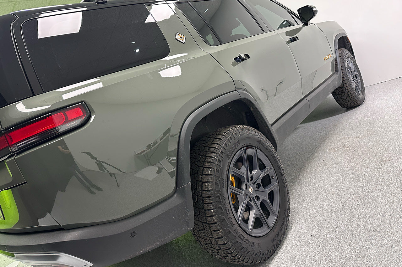 Black-Out Accent Vinyl Spoke Decals for Rivian R1T / R1S Factory 20" All Terrain Wheels
